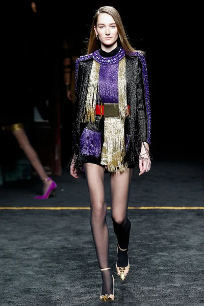 Look 43